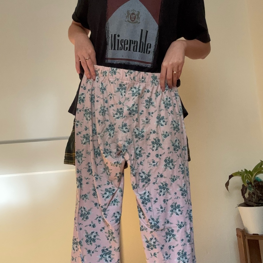 Forever 21 Pink Floral Lounge Pants